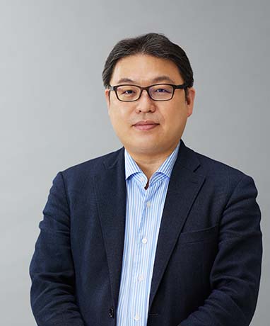 Masa Oguchi, President